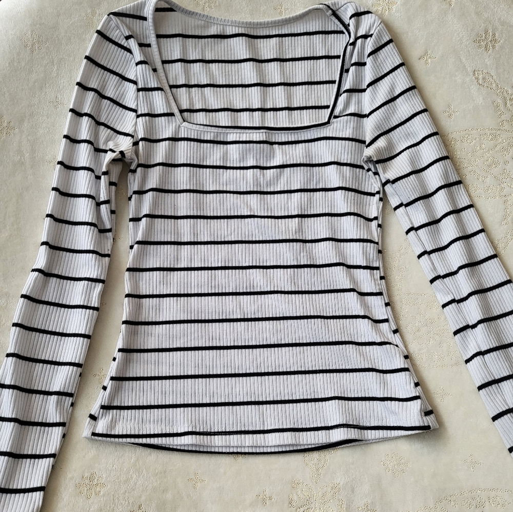 Shein square neck long-sleeved top